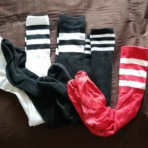 4 pairs of long socks